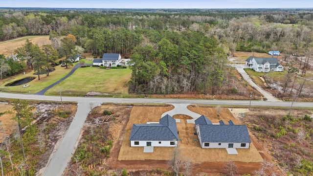 7879 E Highway 19, Loris, SC 29569