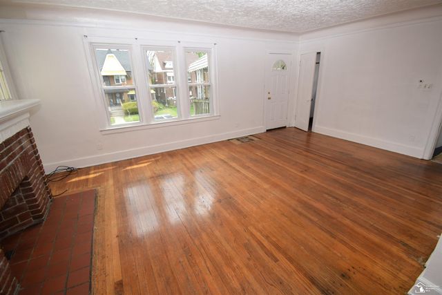 12033 Santa Rosa Street, Detroit, MI 48204
