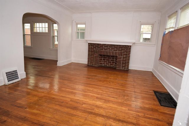 12033 Santa Rosa Street, Detroit, MI 48204