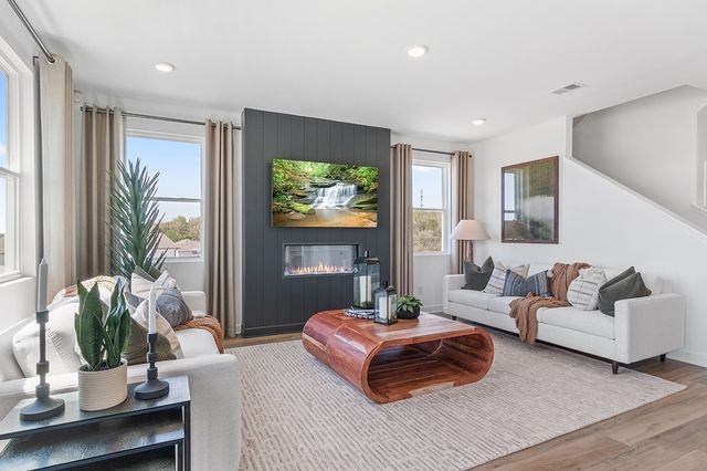 5401 Dunbar Dr, Old Hickory, TN 37138