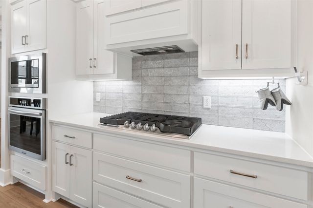 75 Lucia Lane, Maumelle, AR 72113