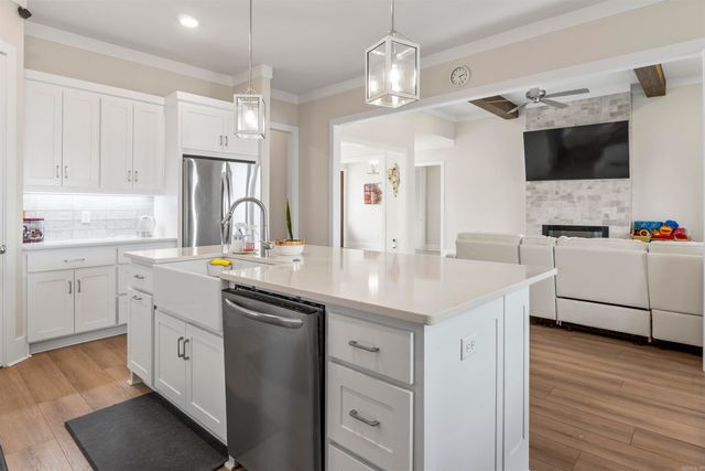 75 Lucia Lane, Maumelle, AR 72113