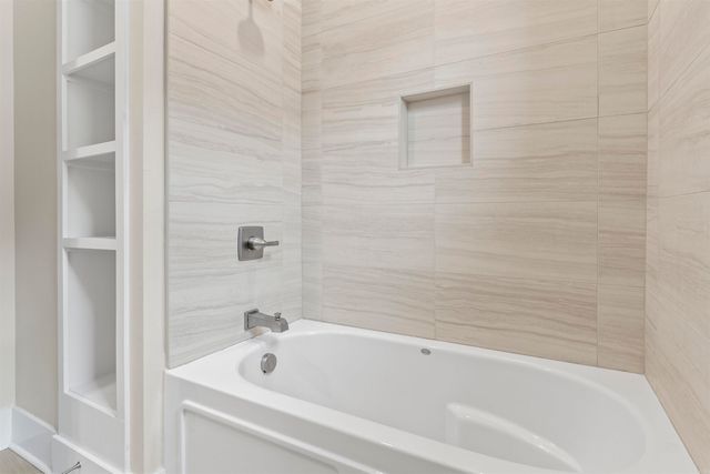 75 Lucia Lane, Maumelle, AR 72113