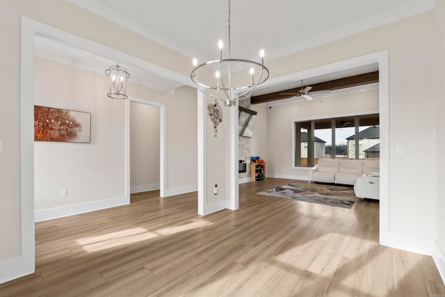 75 Lucia Lane, Maumelle, AR 72113