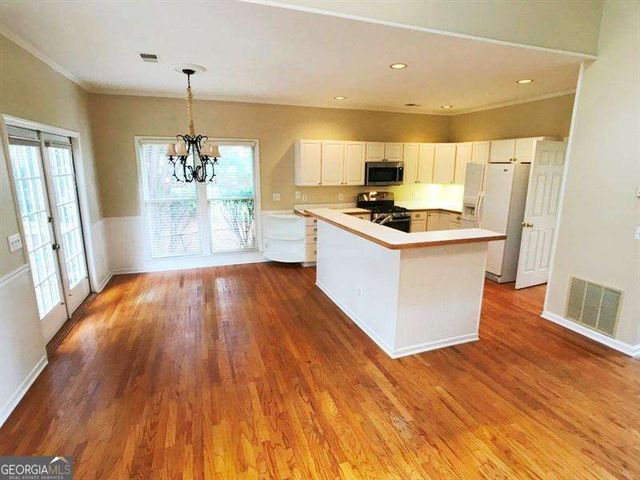 377 Fairbrook Circle, Marietta, GA 30067