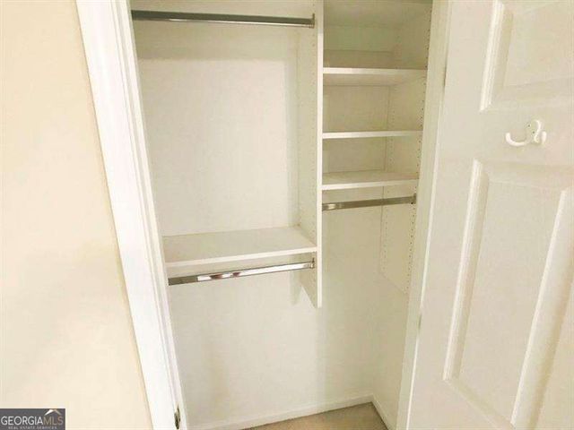377 Fairbrook Circle, Marietta, GA 30067