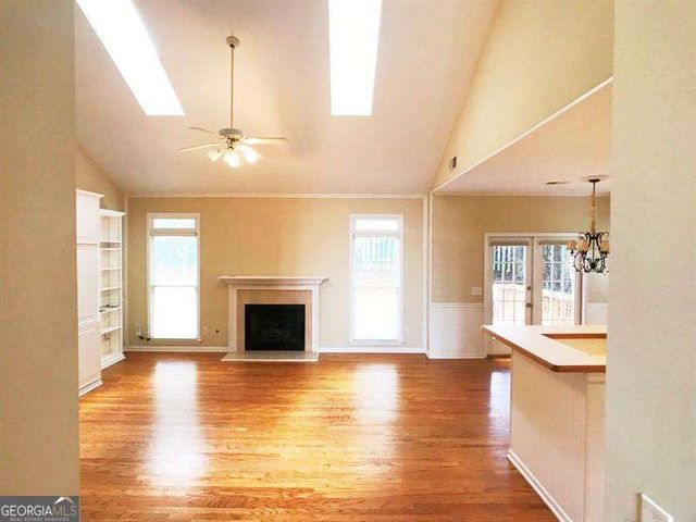 377 Fairbrook Circle, Marietta, GA 30067
