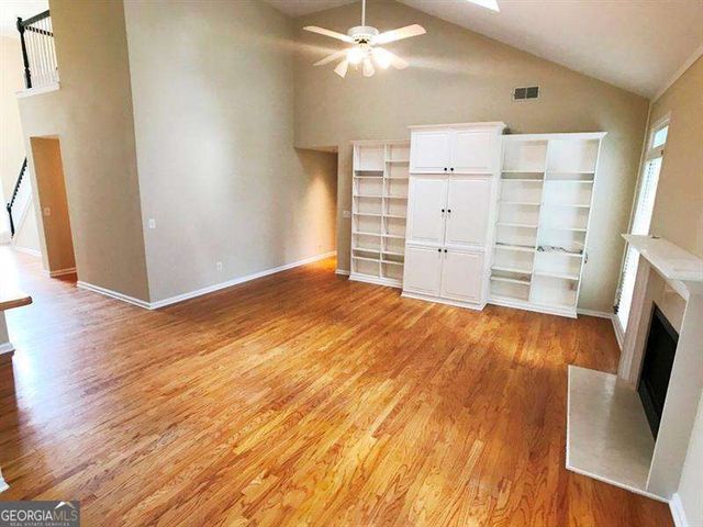 377 Fairbrook Circle, Marietta, GA 30067