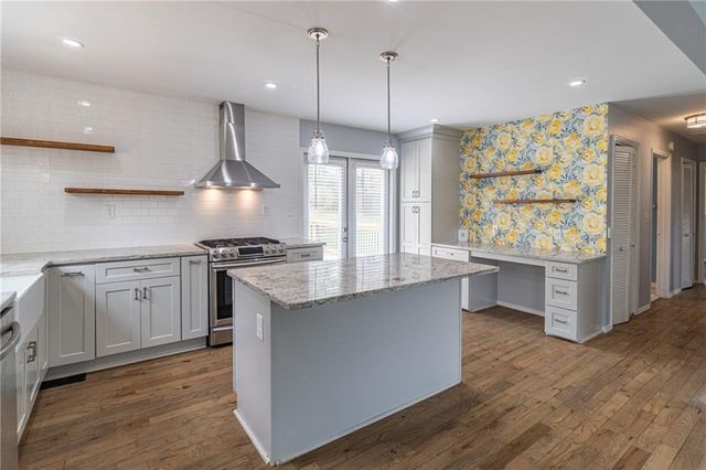 1660 White Oak Way, Decatur, GA 30032