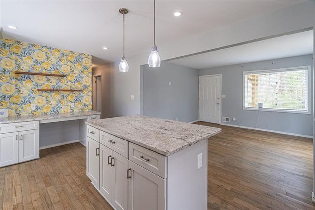 1660 White Oak Way, Decatur, GA 30032