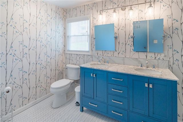 1660 White Oak Way, Decatur, GA 30032