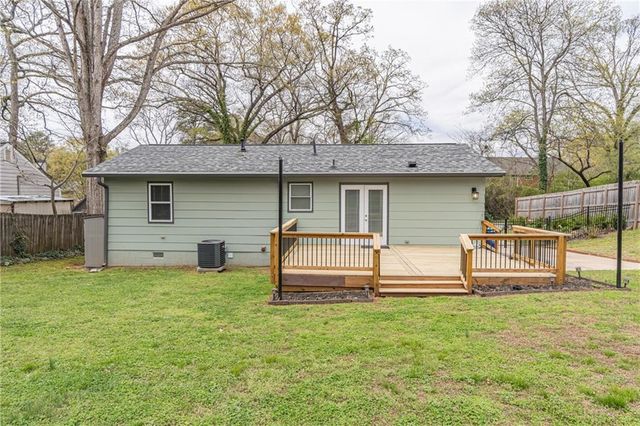 1660 White Oak Way, Decatur, GA 30032