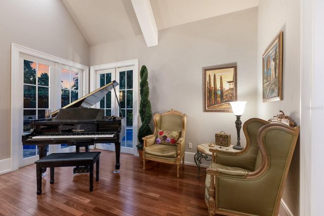 1829 BOUGAINVILLEA STREET, Sarasota, FL 34239