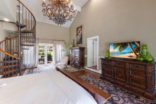 1829 BOUGAINVILLEA STREET, Sarasota, FL 34239