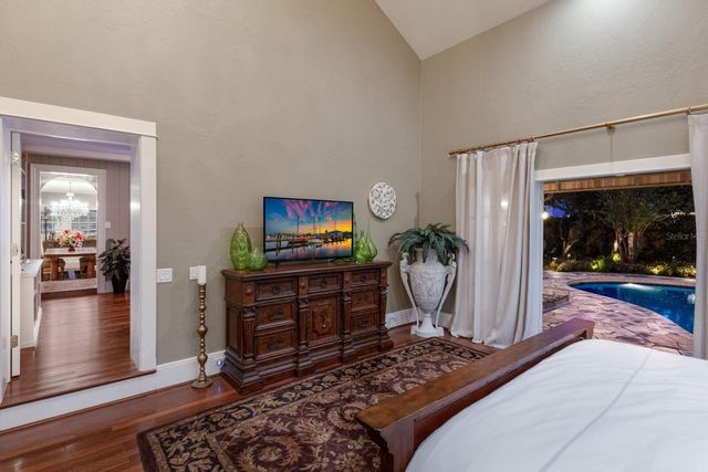 1829 BOUGAINVILLEA STREET, Sarasota, FL 34239