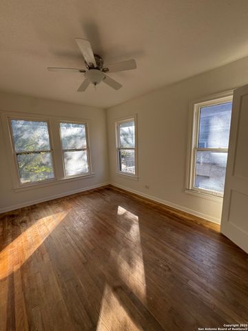 401 W Lynwood, San Antonio, TX 78212