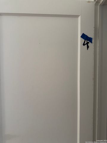 401 W Lynwood, San Antonio, TX 78212