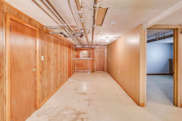 1601 Sherman Place, Des Plaines, IL 60016