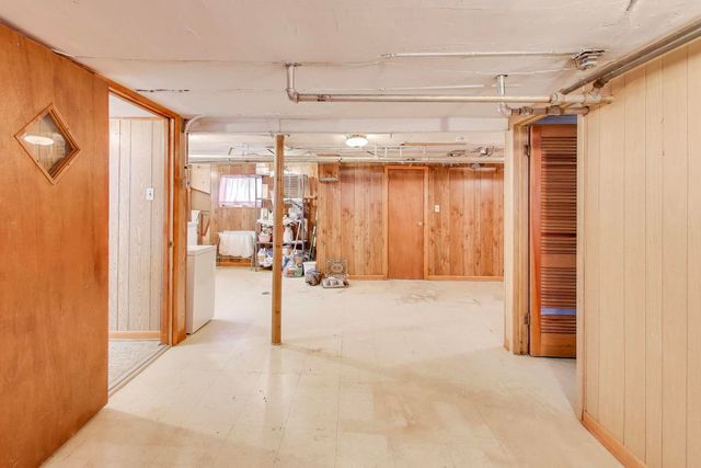 1601 Sherman Place, Des Plaines, IL 60016