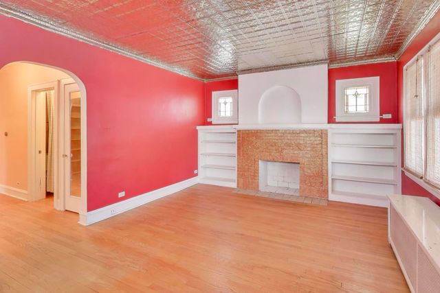 1601 Sherman Place, Des Plaines, IL 60016