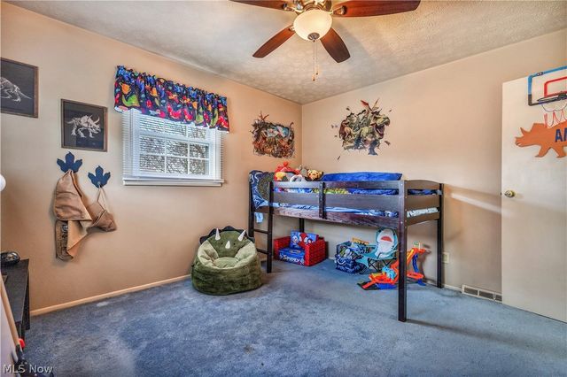 430 Hillsdale Street, Sebring, OH 44672