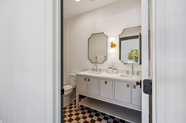 304 Bridge Ave, Murfreesboro, TN 37129