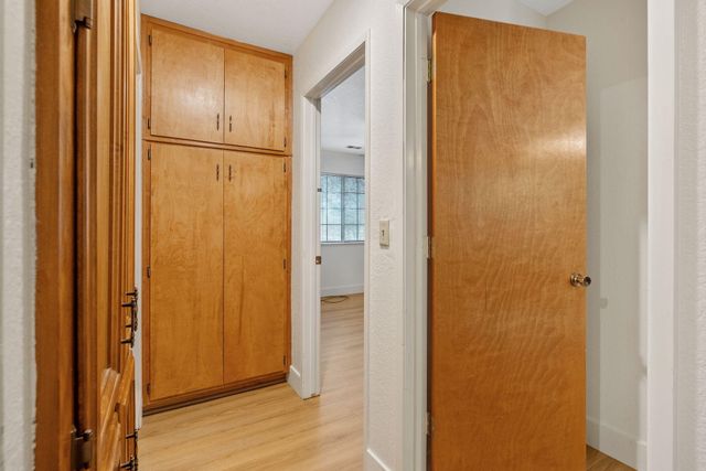 2215 E Myrtle Court, Visalia, CA 93292