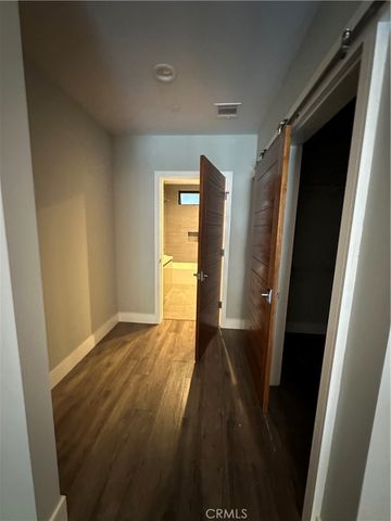 330 Salem Street 102, Glendale, CA 91203