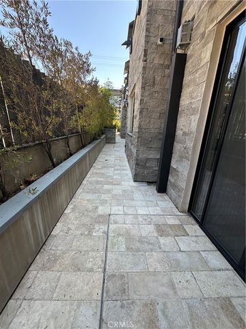 330 Salem Street 102, Glendale, CA 91203
