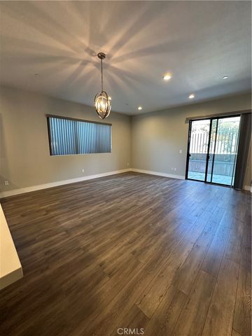 330 Salem Street 102, Glendale, CA 91203
