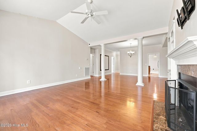 140 Lighthorse Circle, Aberdeen, NC 28315