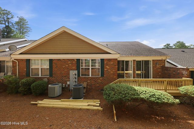 140 Lighthorse Circle, Aberdeen, NC 28315