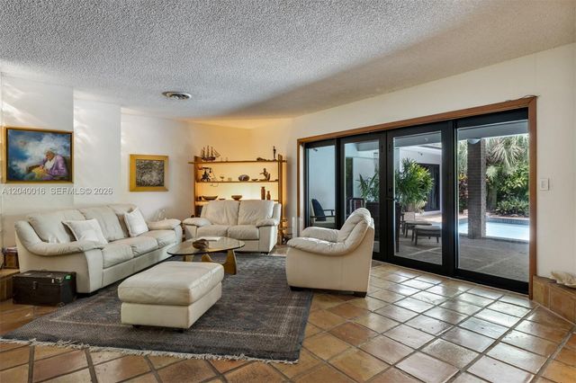 11100 SW 67th Avenue, Pinecrest, FL 33156