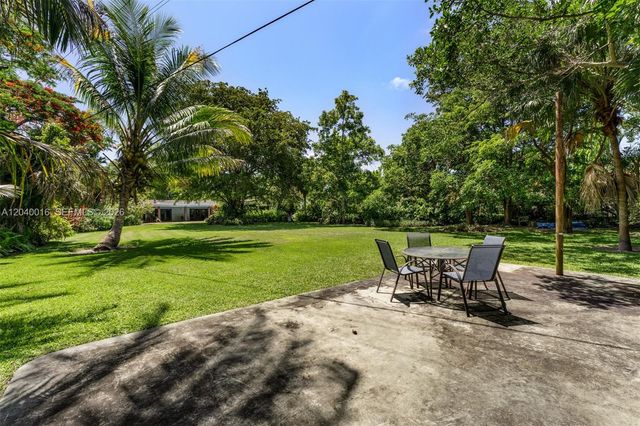 11100 SW 67th Avenue, Pinecrest, FL 33156