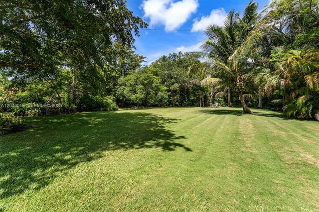 11100 SW 67th Avenue, Pinecrest, FL 33156