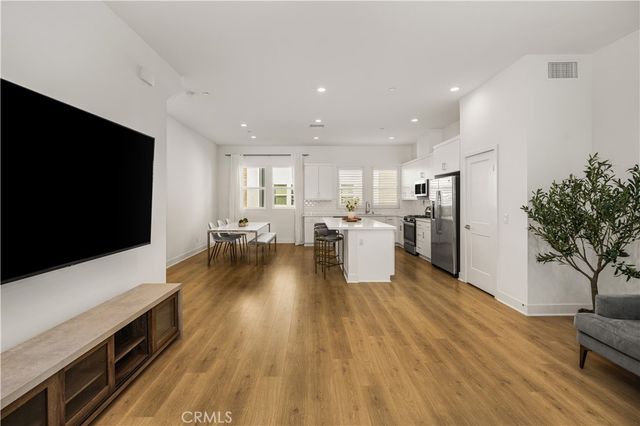 935 E Mason Lane 52, Anaheim, CA 92805