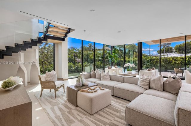 4940 Cherokee Avenue, Miami Beach, FL 33140