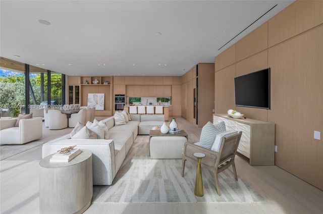 4940 Cherokee Avenue, Miami Beach, FL 33140