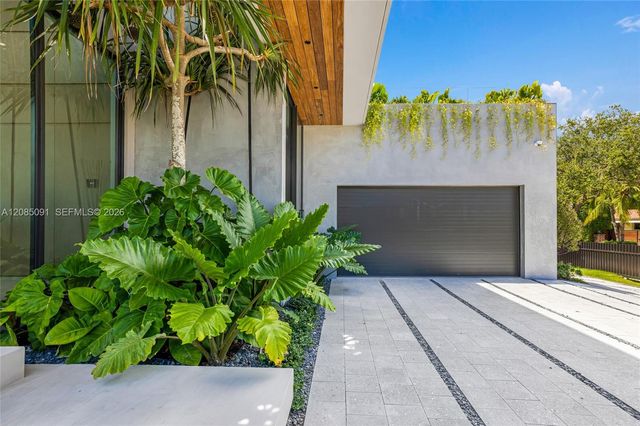 4940 Cherokee Avenue, Miami Beach, FL 33140