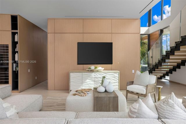 4940 Cherokee Avenue, Miami Beach, FL 33140