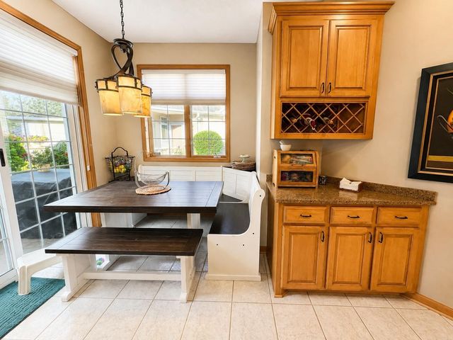 13904 Shoreside Court, Savage, MN 55378