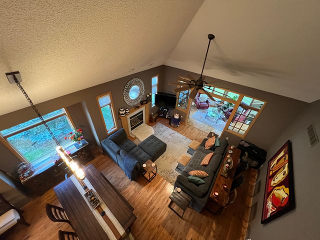 13904 Shoreside Court, Savage, MN 55378