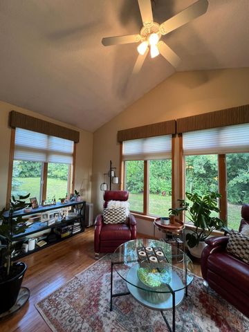 13904 Shoreside Court, Savage, MN 55378