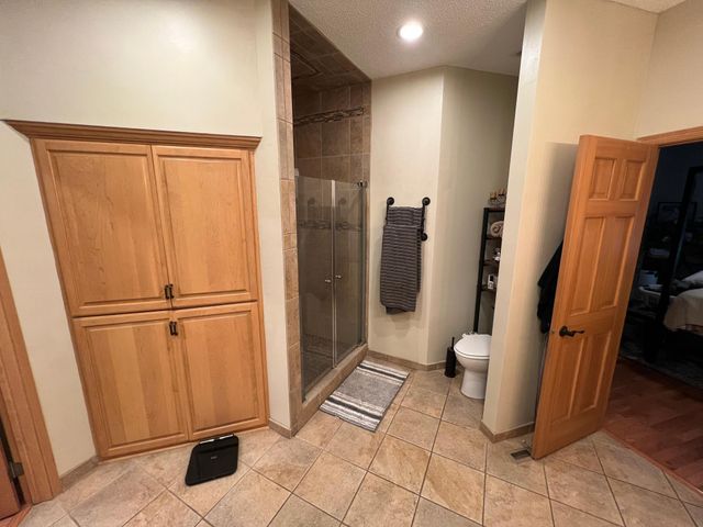 13904 Shoreside Court, Savage, MN 55378