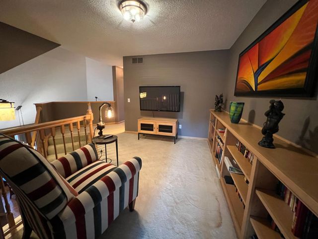13904 Shoreside Court, Savage, MN 55378