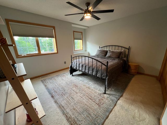 13904 Shoreside Court, Savage, MN 55378