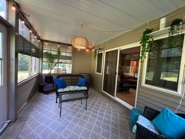 13904 Shoreside Court, Savage, MN 55378