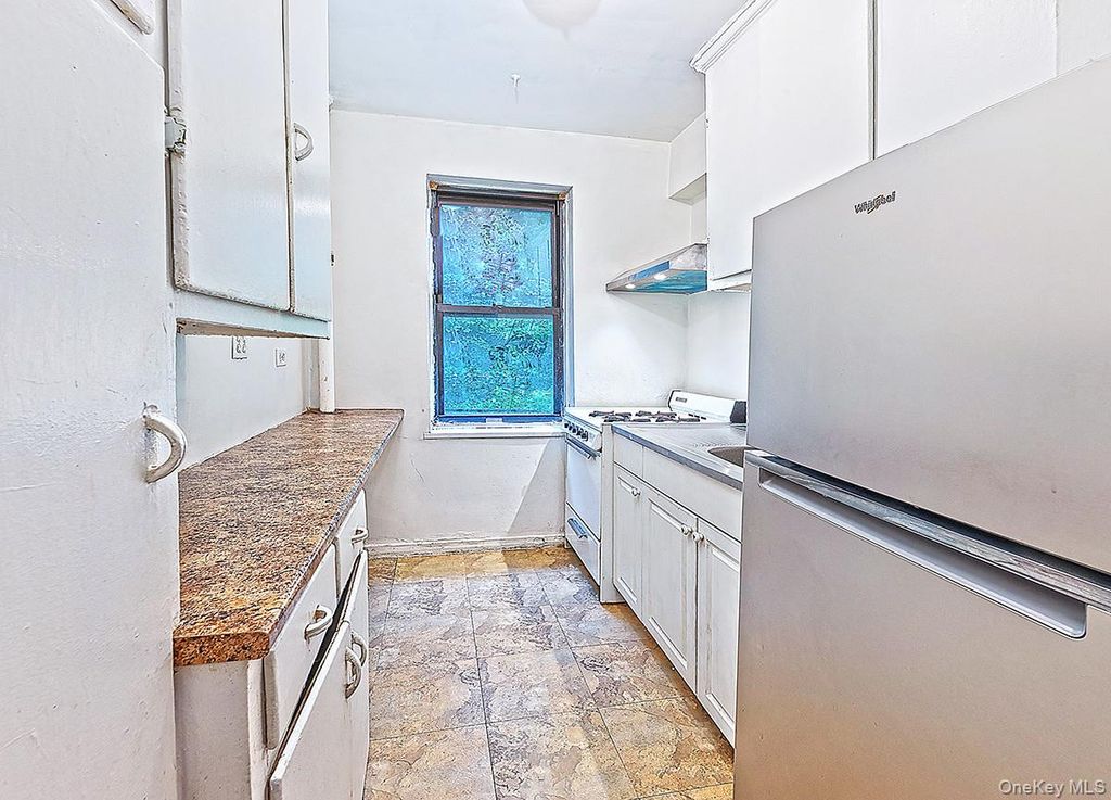 3017 Riverdale Avenue 2H, Bronx, NY 10463