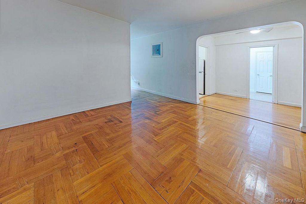 3017 Riverdale Avenue 2H, Bronx, NY 10463 — photo 3