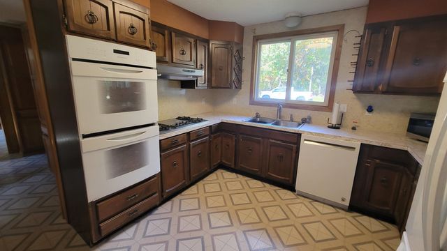 2152 Bissonette Road, Oscoda, MI 48750